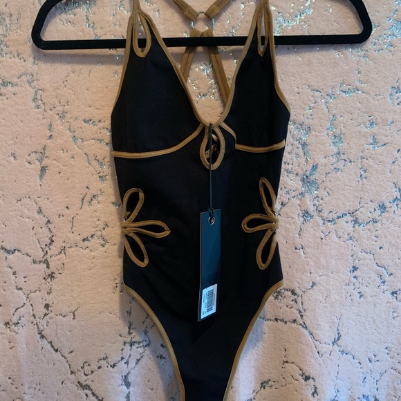 I am gia mae bodysuit Clearance